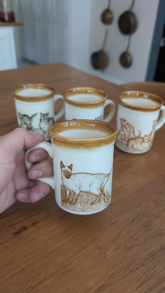 Vintage Cat mugs Biltons England - Kittens Playing  thumbnail