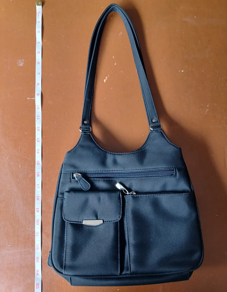 Black, vintage (90's?) purse thumbnail