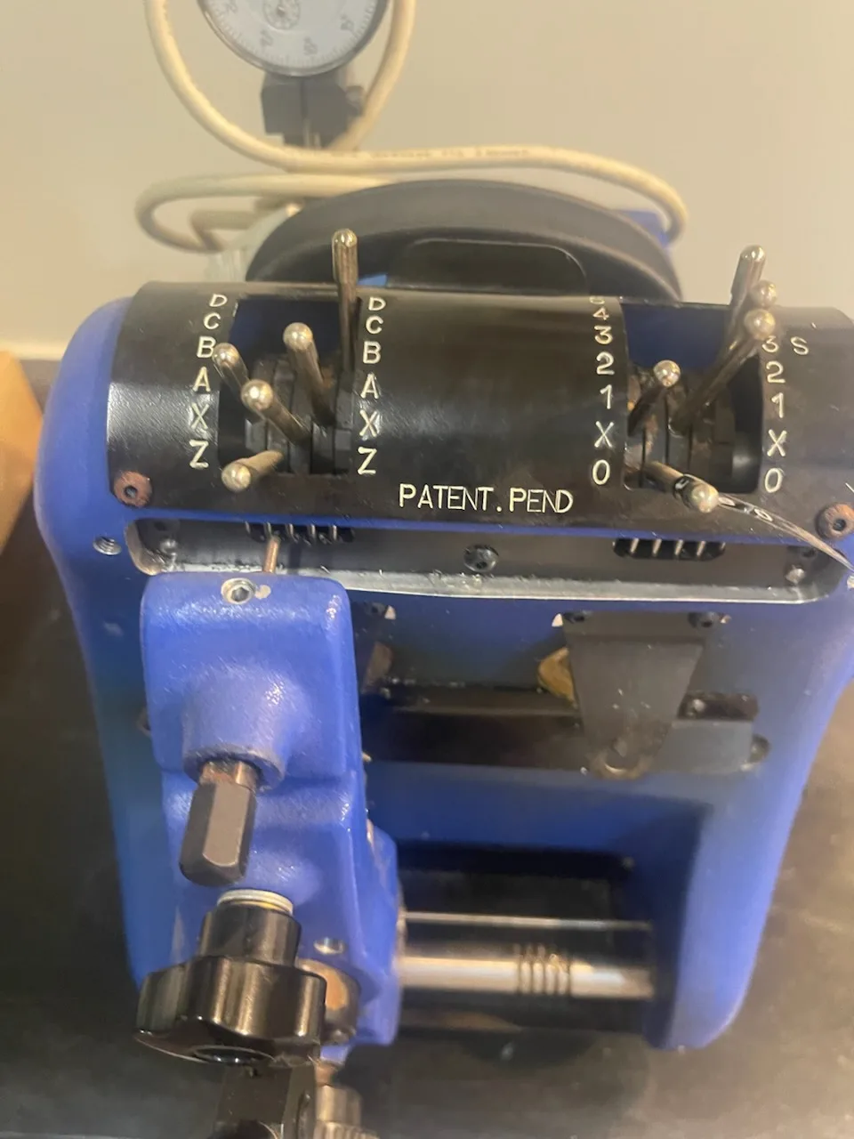 Industrial Key Cutting Machine thumbnail