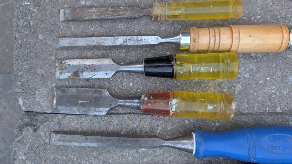 Set of 7 Hand Chisels - Marples, fuller etc image indicator(2)