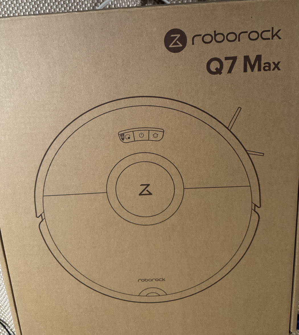 Roborock Q7 Max Robot Vacuum and Mop Cleaner - photo 3