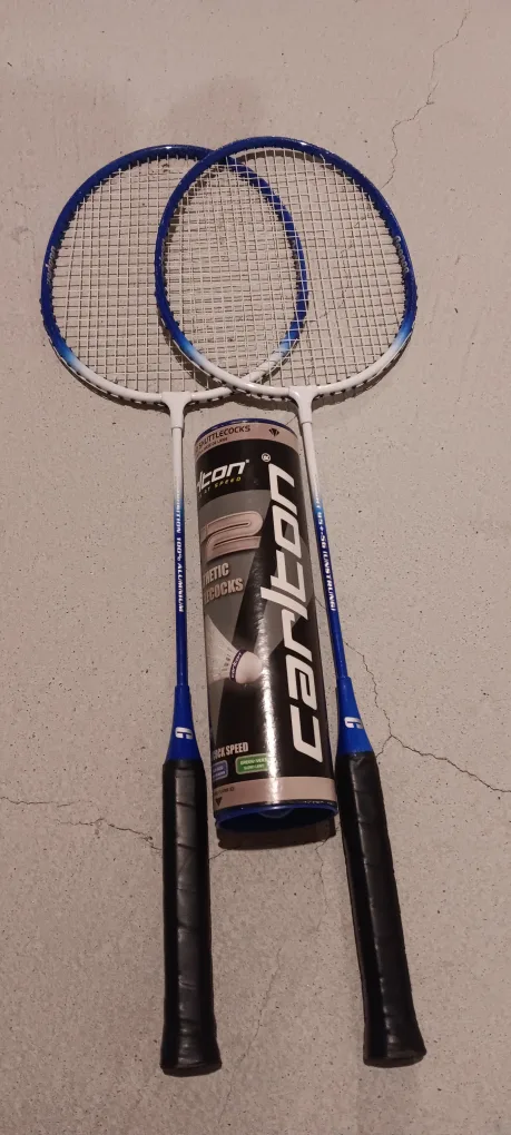 Cooper Badminton Set with Rackets and Shuttlecocks image indicator(2)
