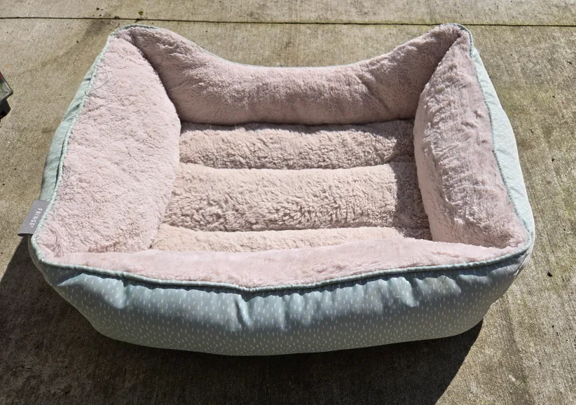 Fringe Studio Pet Bed - Light Blue thumbnail