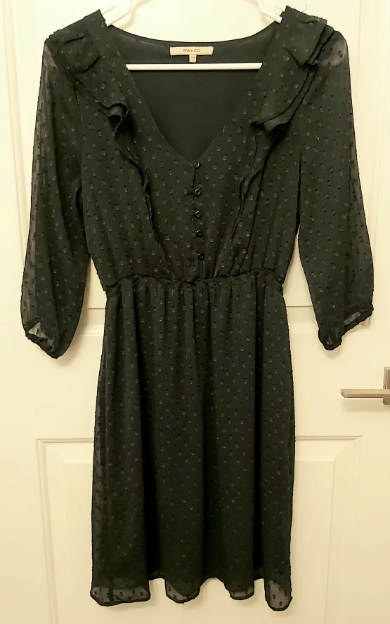 Bundle - two dresses+ nine west high heels image indicator(3)