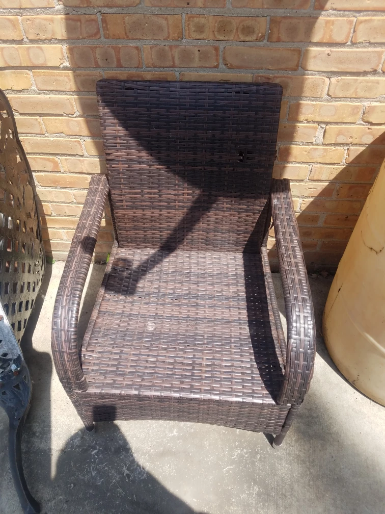 Wicker Outdoor Chair with Cushions - photo 3