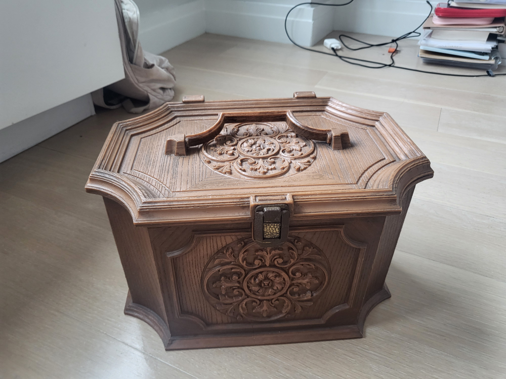 Sewing box (craft box)