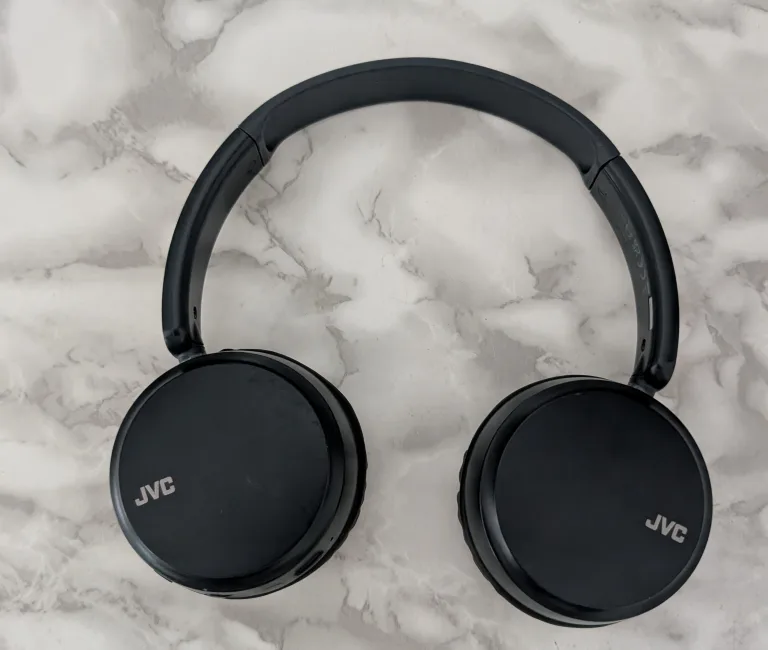 JVC Wireless Headphones thumbnail