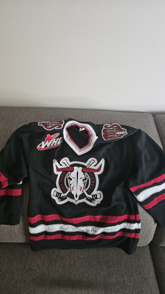 Red Deer Rebels Hockey Jersey
