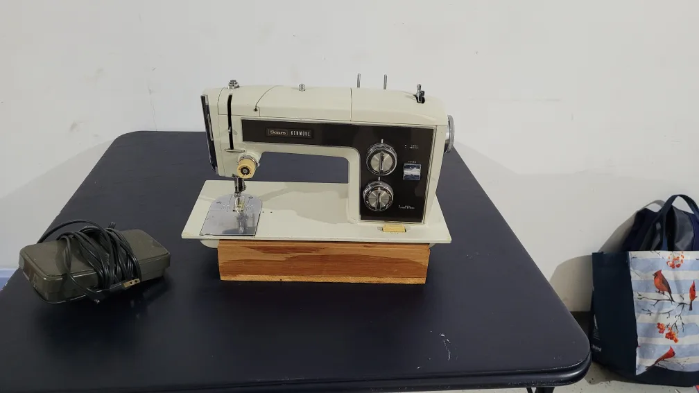 Sears Kenmore Sewing Machine thumbnail