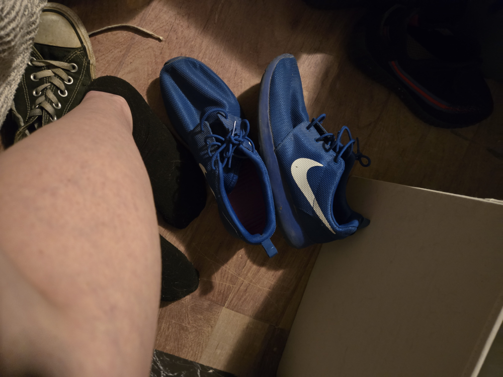 Nike Roshe Run Blue Sneakers - photo 2