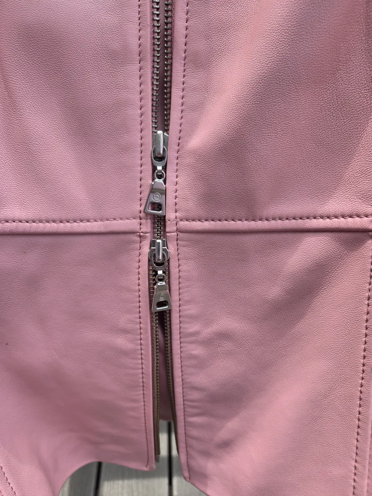 Danier Pink Leather Jacket image indicator(4)