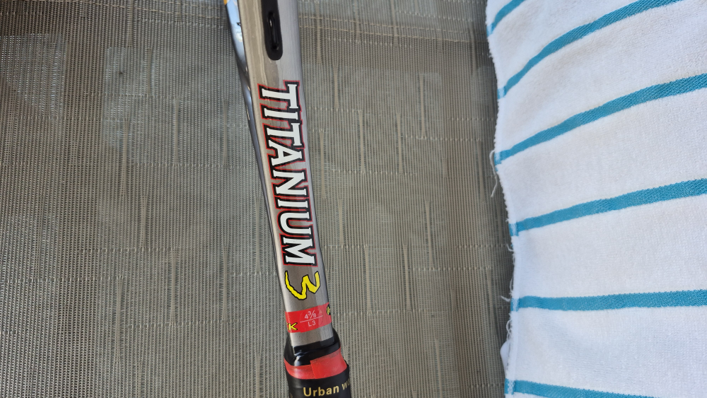 Wilson Titanium 3 Tennis Racket - photo 3
