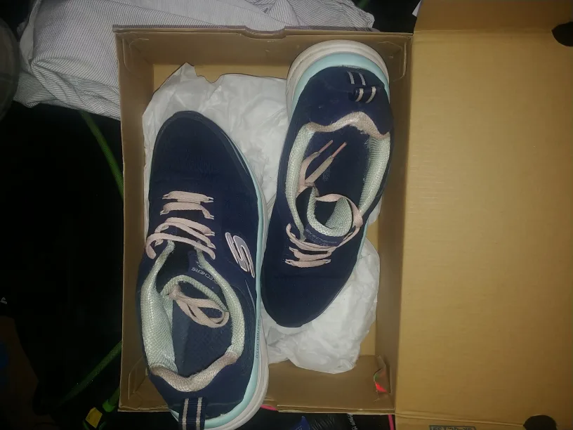 Skechers D'Lux Walker Shoes, Size 8 thumbnail