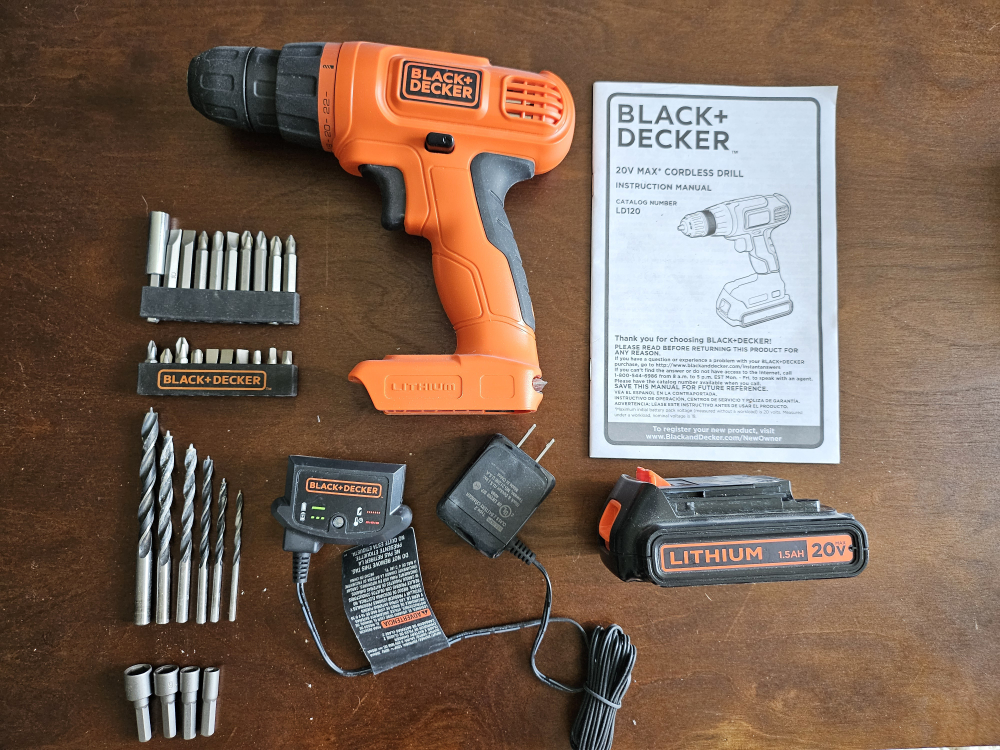 Black and Decker Cordless Drill Set