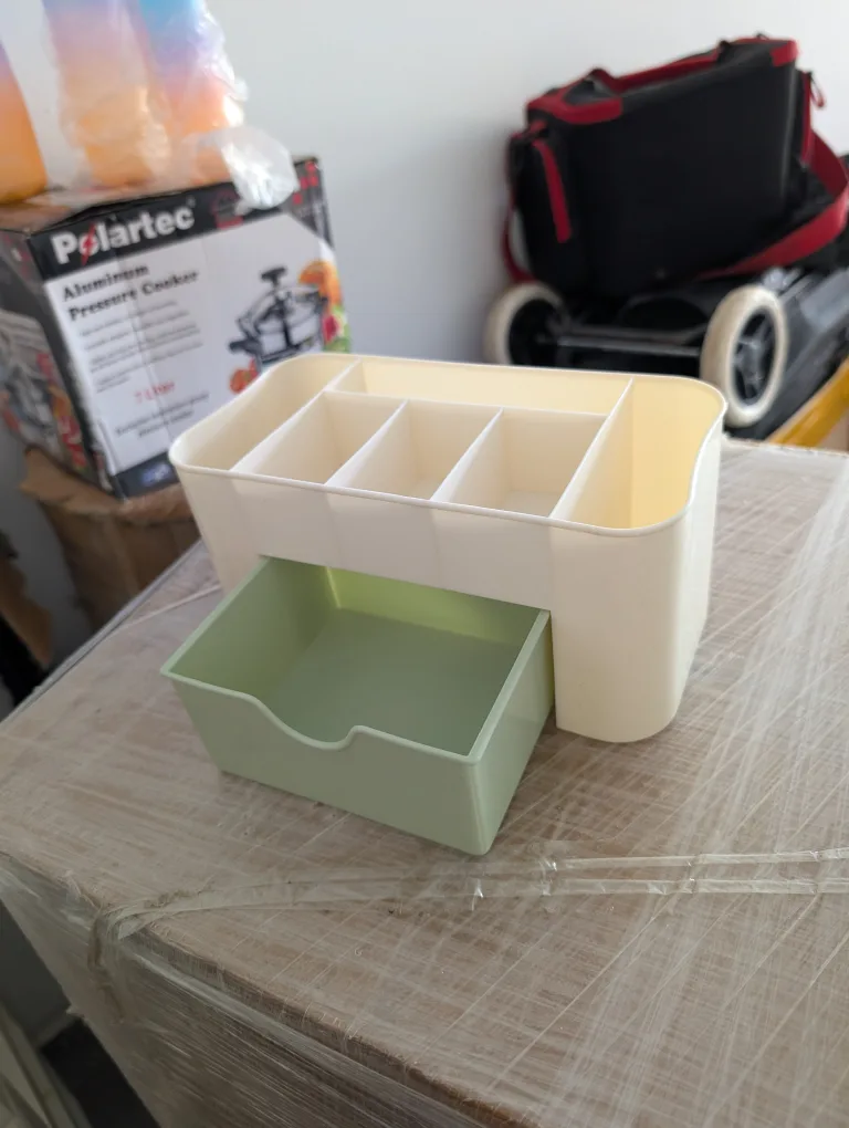 Assorted Home & Bath Organizers image indicator(10)