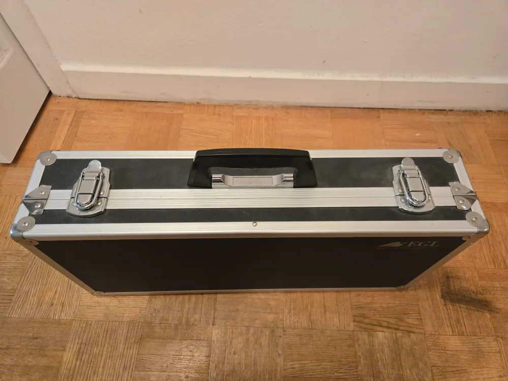 EGL Hard Shell Carrying Case thumbnail