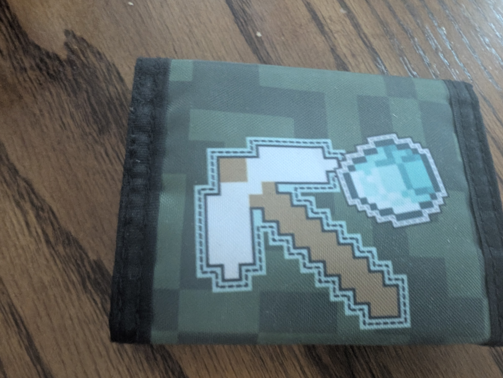 Minecraft wallet very good condition like new