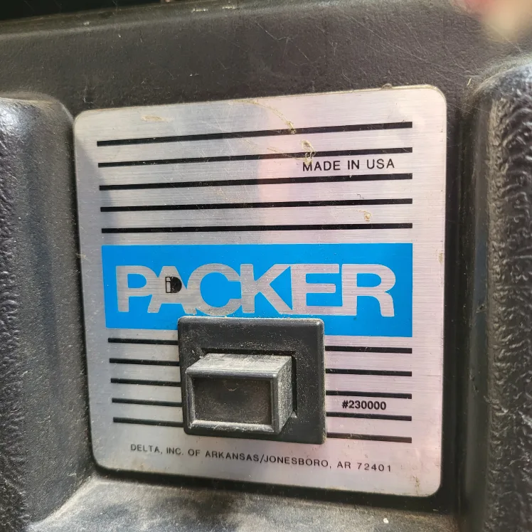 truck bed tool box. image indicator(2)