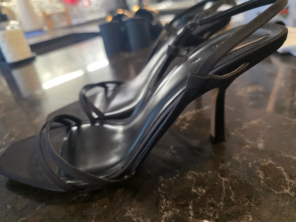 Zara Black Heels - Size 39 thumbnail