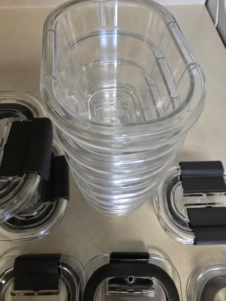 Rubbermaid Brilliance Food Storage Containers image indicator(6)