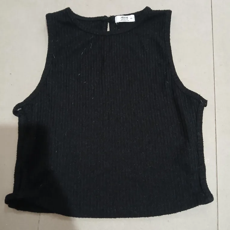 🥕 Ardene Black Ribbed Tank Top #Freecycle image indicator(2)
