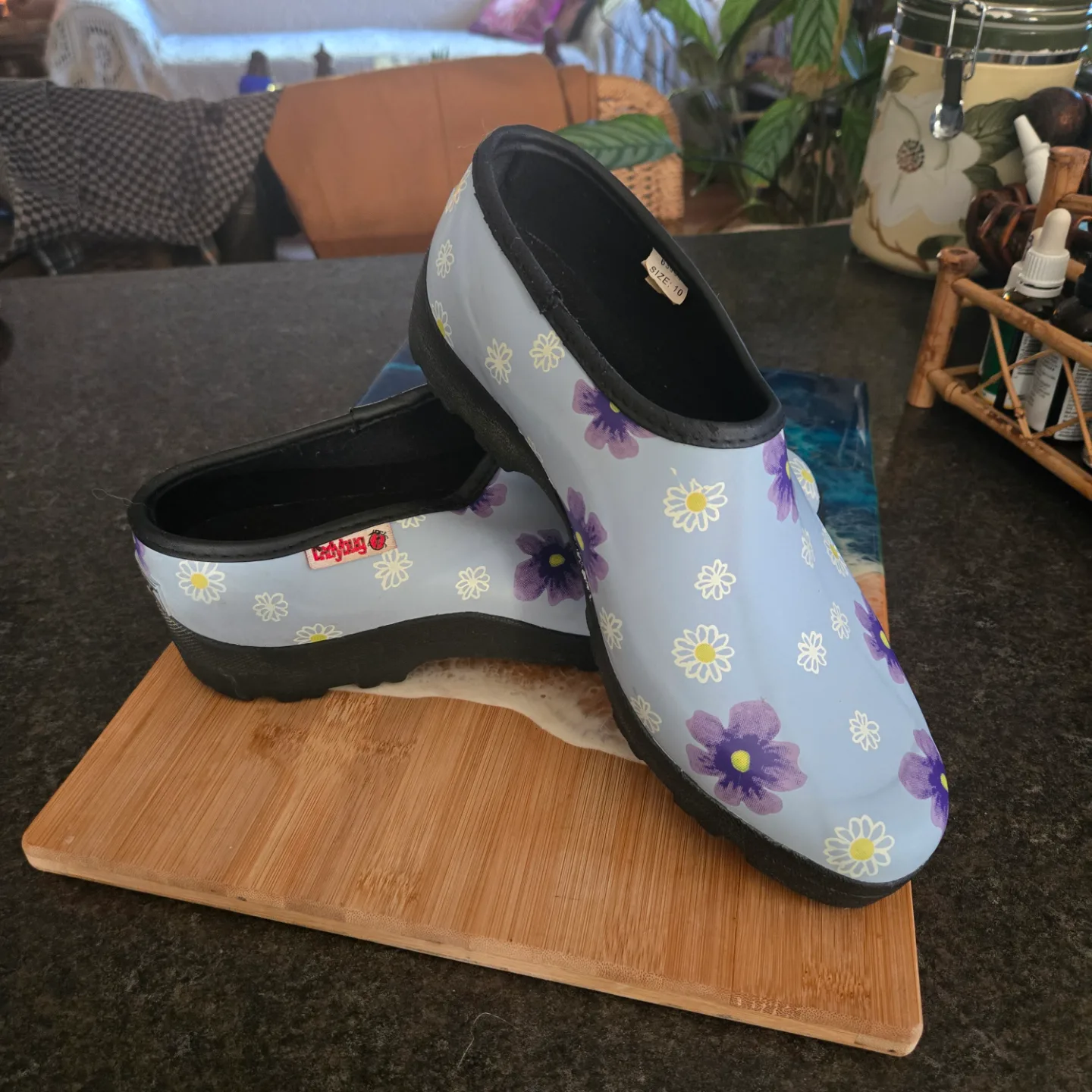 Ranger Ladybug Rubber Garden Clogs Size 10 thumbnail
