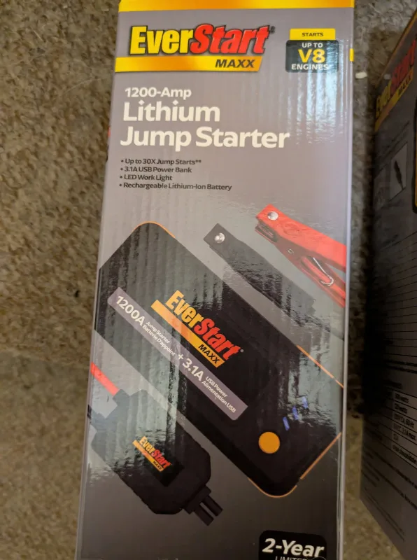 EverStart MAXX 1200-Amp Lithium Jump Starter thumbnail