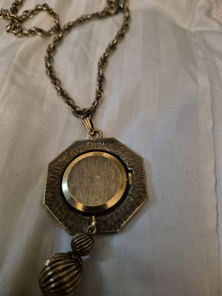 Vintage Pendant Necklace - photo 2