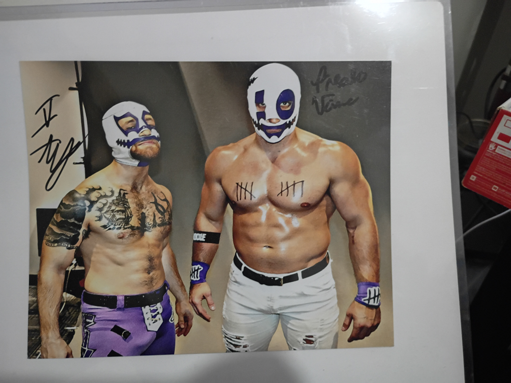 wrestling autographs