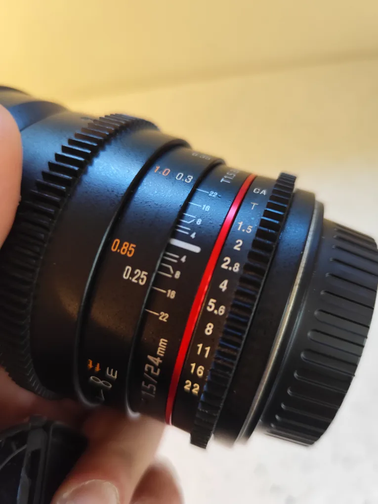 rokinon T1.5 24mm Lens thumbnail