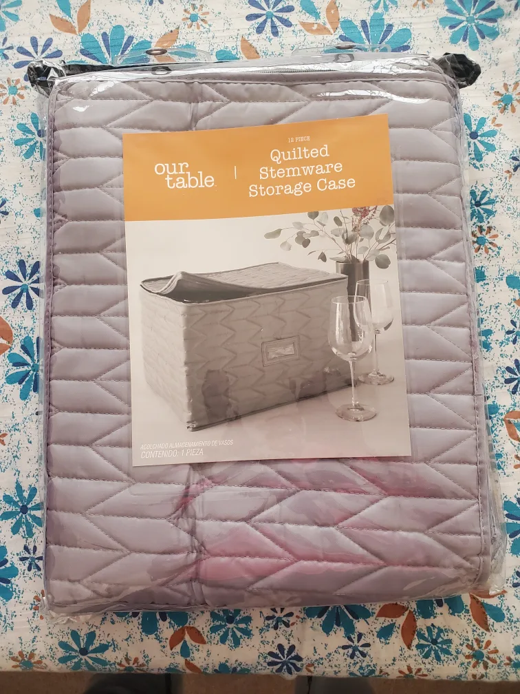 Our Table Quilted Stemware Storage Case - New thumbnail