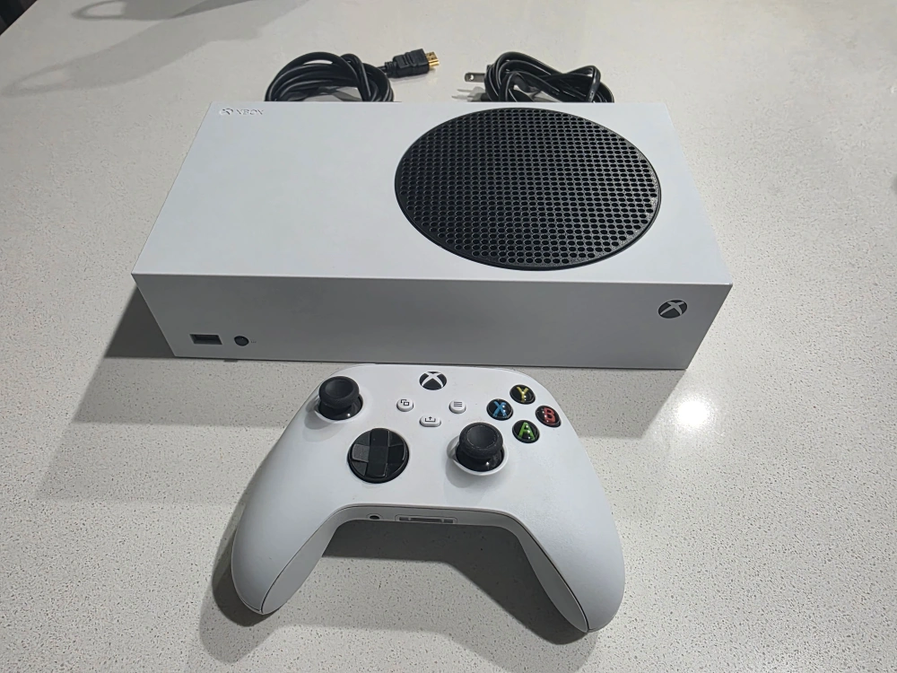 その他 xbox series s Xbox Series S – 1TB Console - Digital Only (Disc Free): Xbox