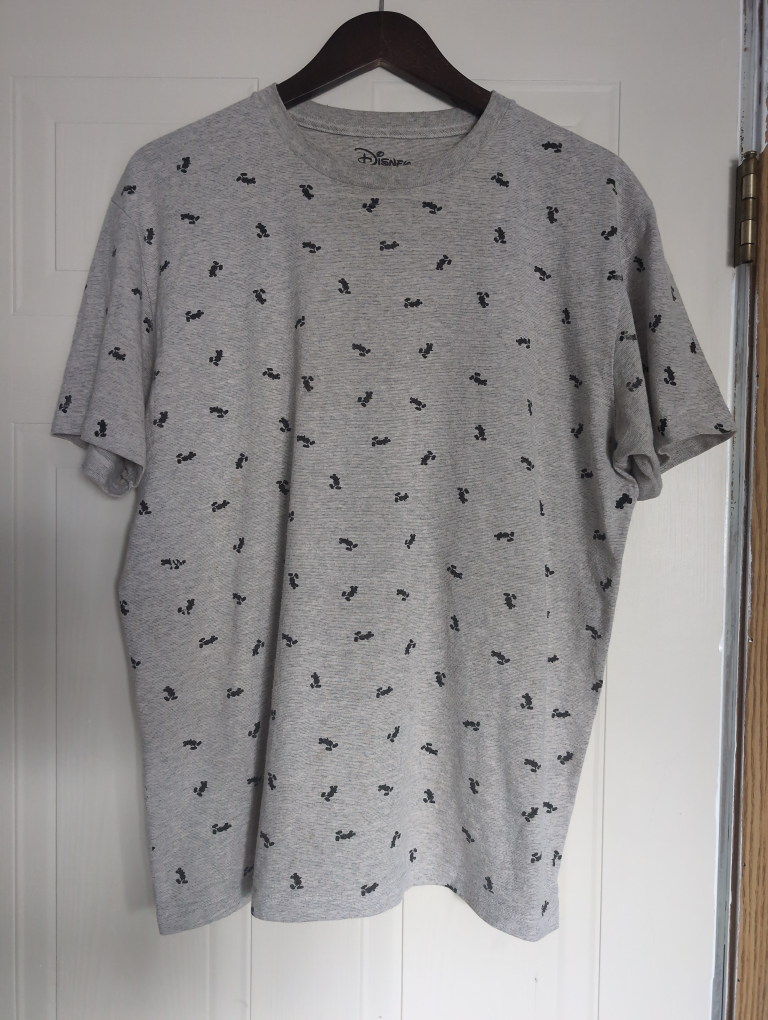 Men's Large Mickey mouse shirt