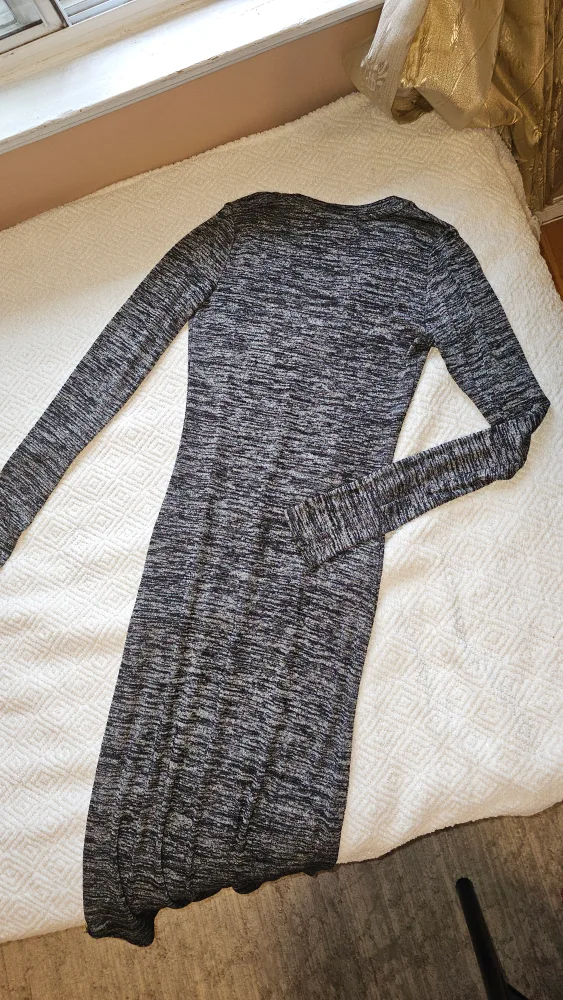 Wilfred Free Long Sleeve Bodycon Salt n Pepper Dress image indicator(3)