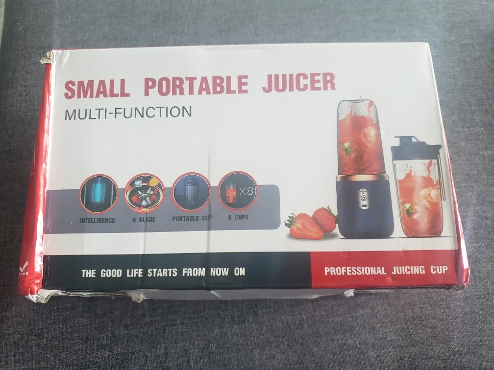 Small Portable Juicer - Multi-Function thumbnail