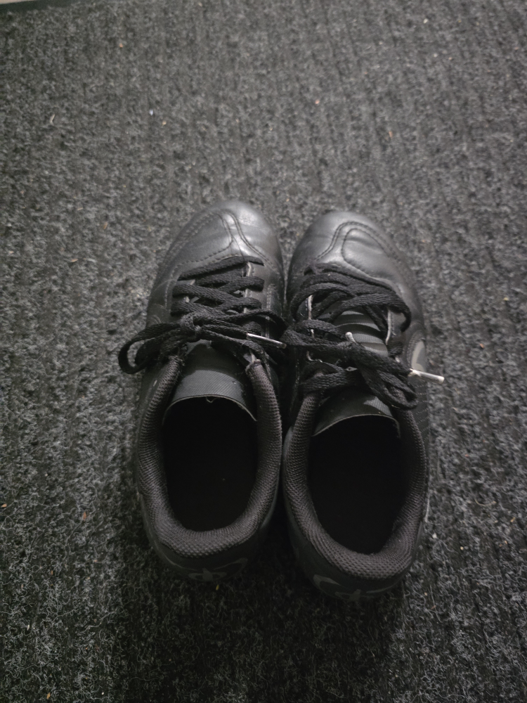 Black Soccer Cleats#freecycle