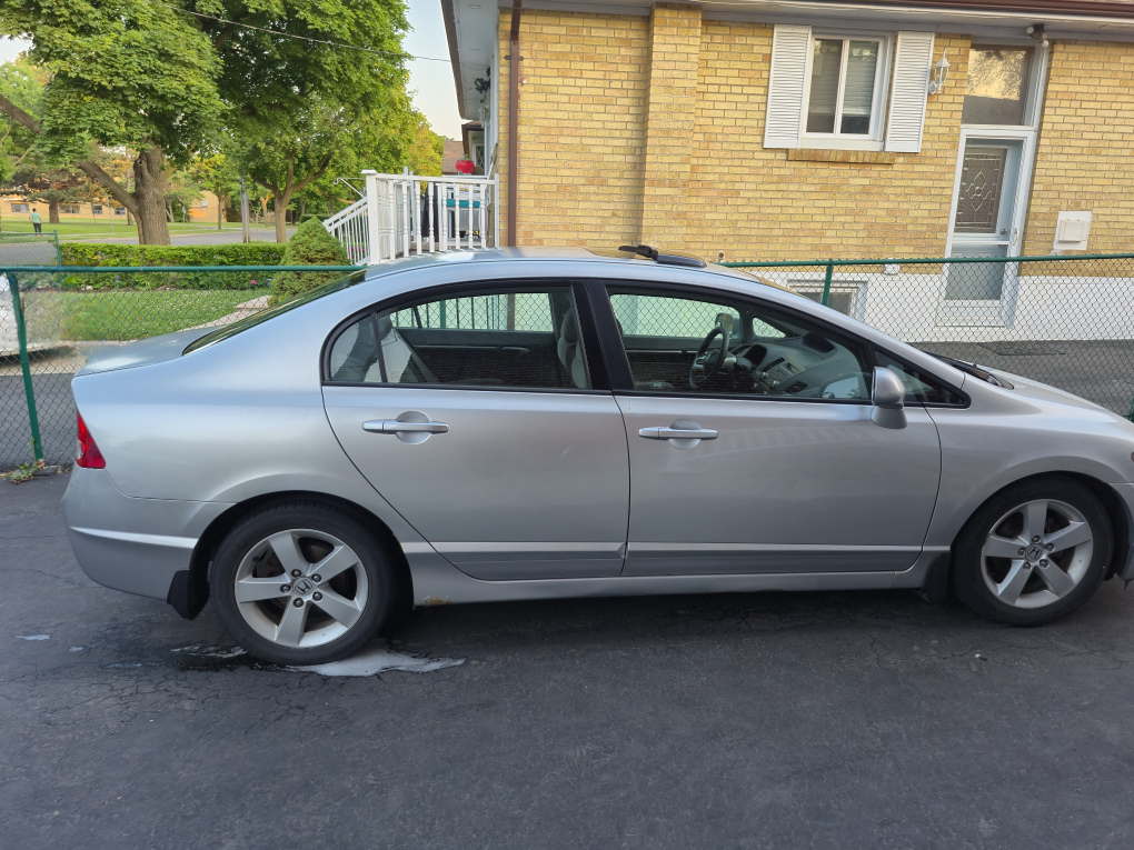 Honda Civic Sedan - photo 4