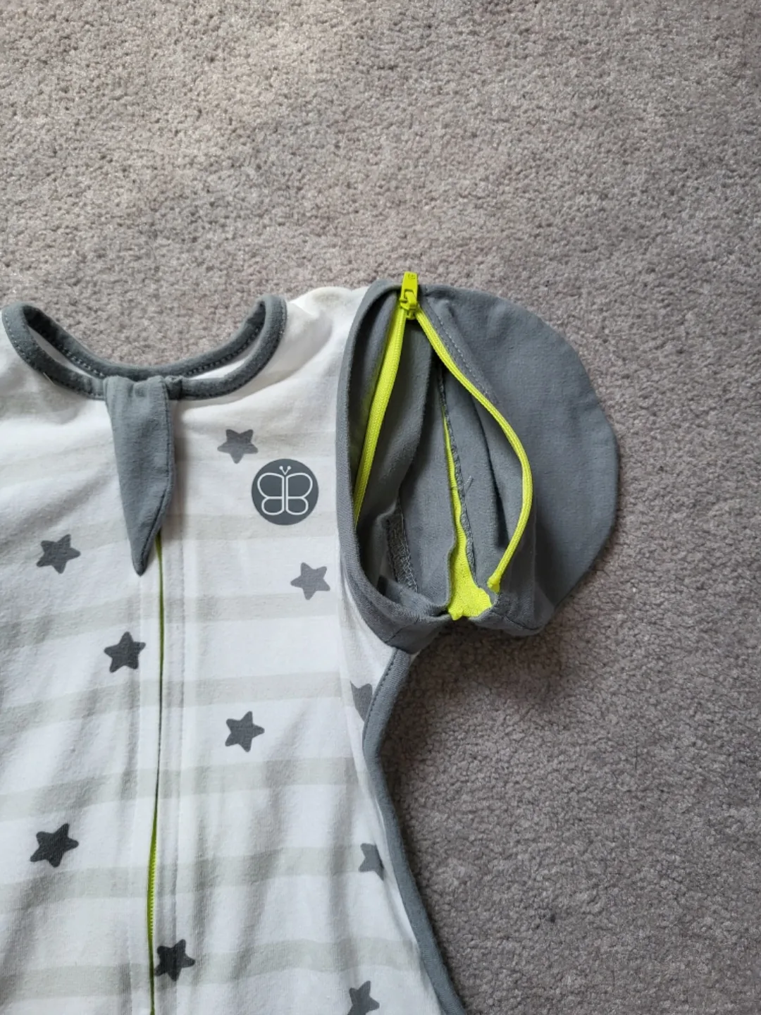 Love To Dream Swaddle UP & BBluv Convertible Swaddle - NB Size image indicator(4)