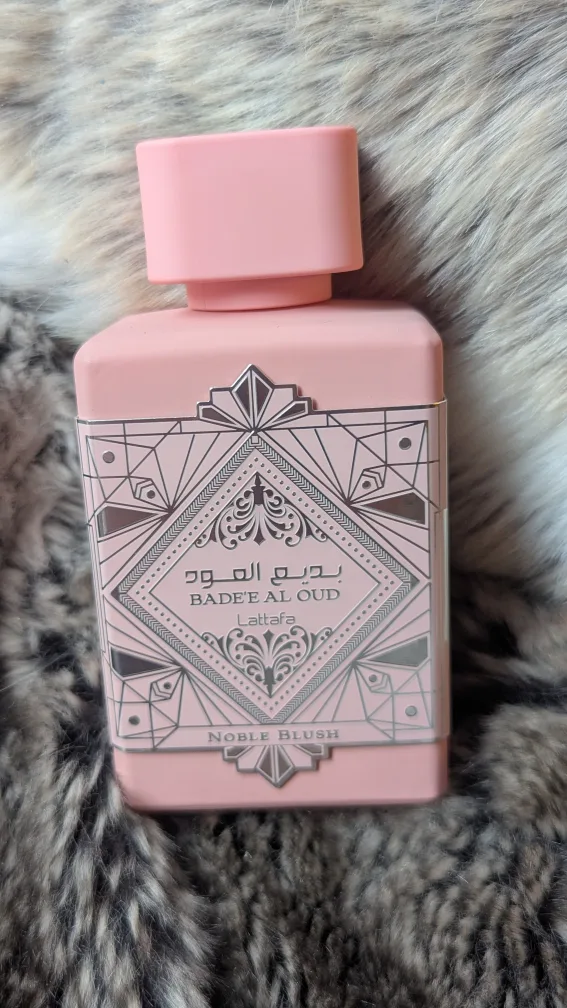 Lattafa Bade'e Al Oud Noble Blush Perfume image indicator(2)