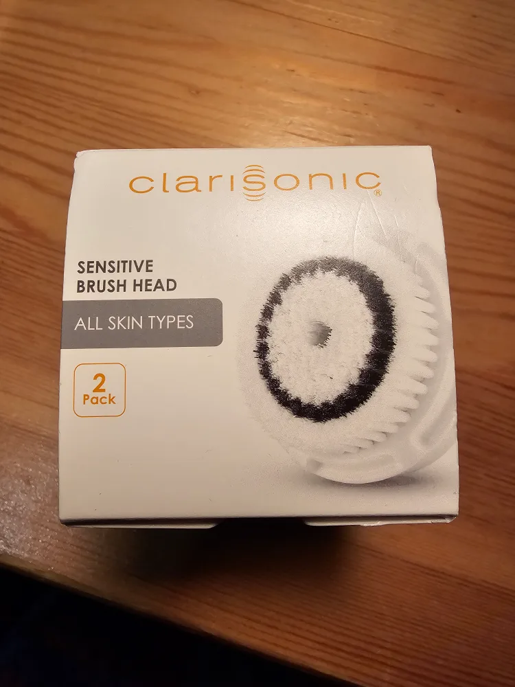 Clarisonic Mia Facial Cleansing System + New Brush Head image indicator(3)