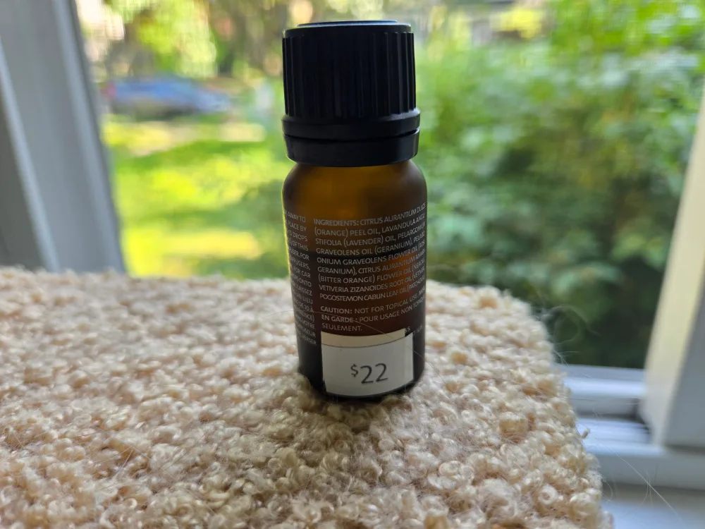 Saje Daydream Relaxing Diffuser Blend image indicator(3)