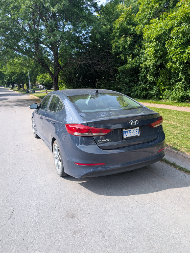 Hyundai Elantra GLS 2017 - photo 2