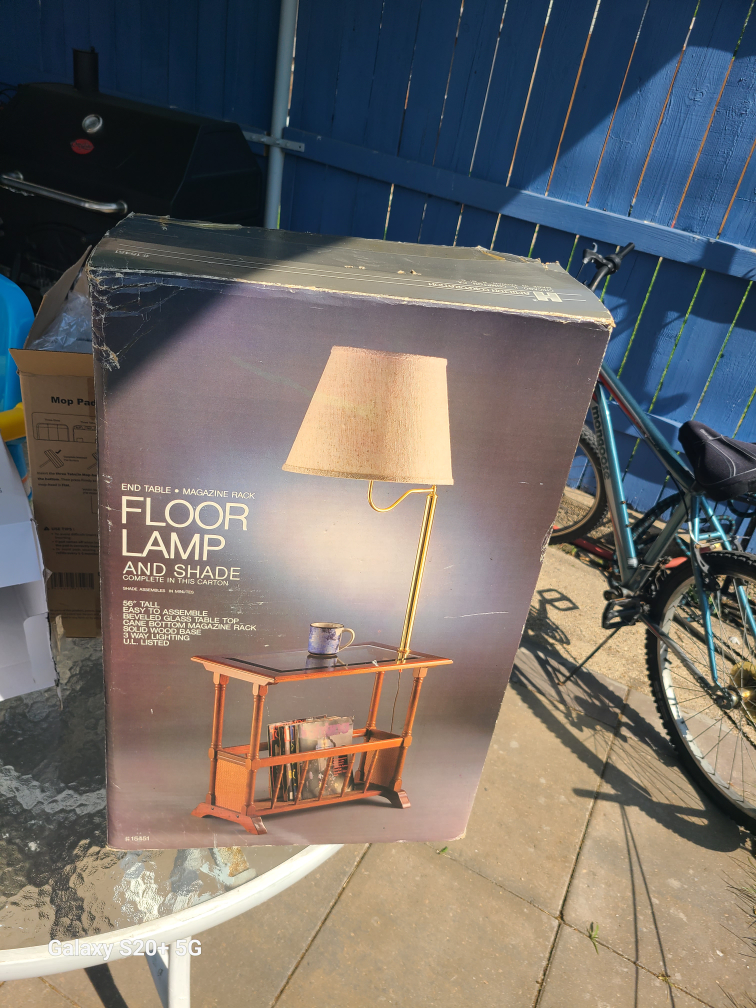 Floor Lamp With Table and Magazine Rack - photo 2