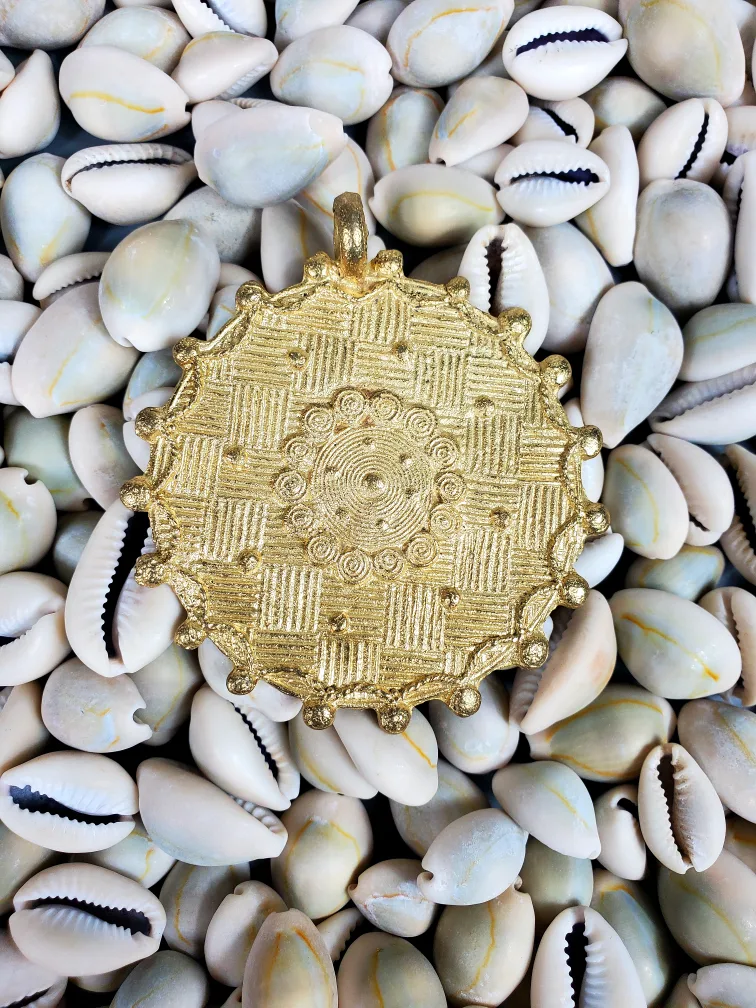 Circular African Adinkra Pendant in Brass Jewelry (Adinkrahene) image indicator(2)