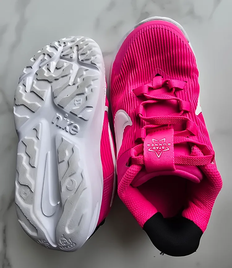 Girls Nike Star Runner Sneakers - Size 10C image indicator(2)