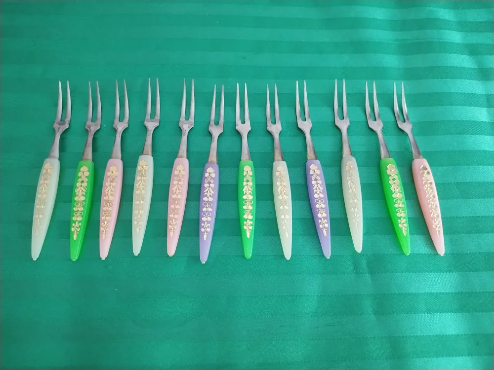 Vintage Cocktail Forks with Floral Design image indicator(2)