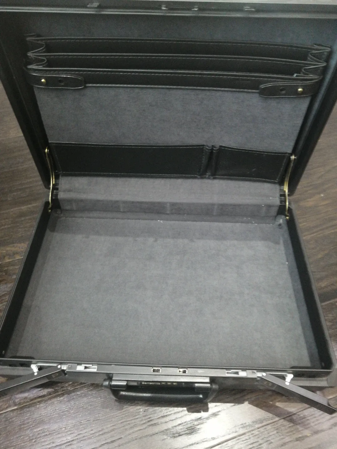 Samsonite Black Briefcase thumbnail