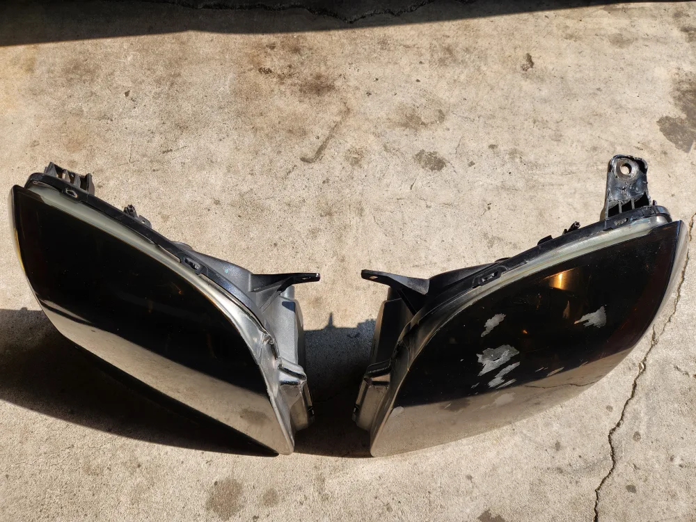 GMC Yukon Denali OEM Headlights Tinted Smoke image indicator(4)