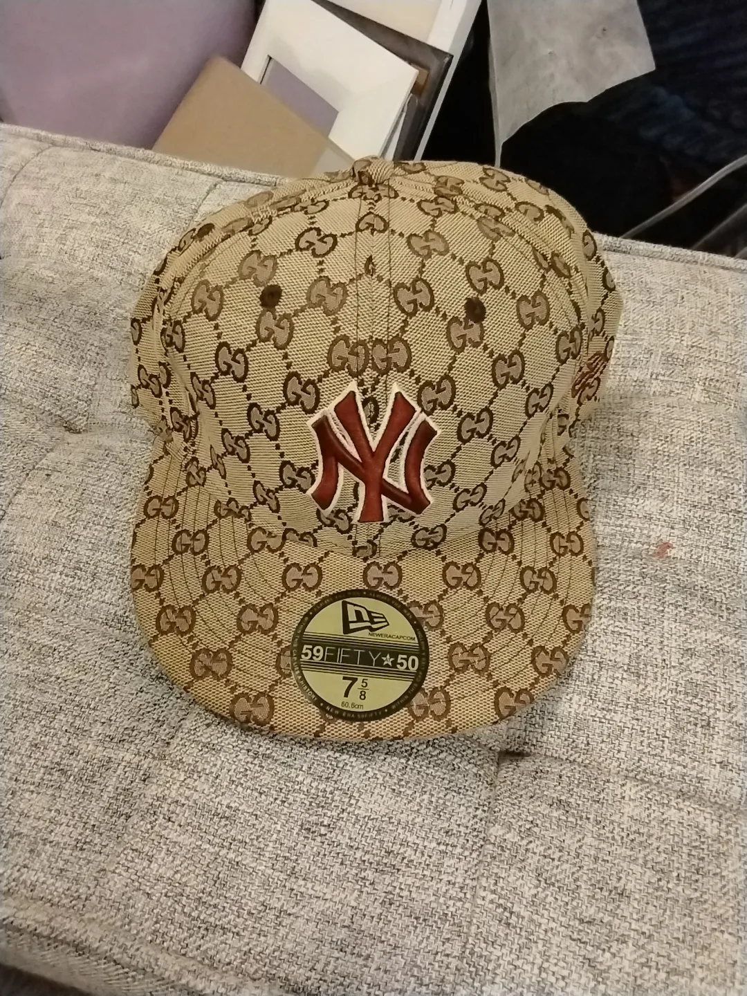 Gucci x New Era NY Yankees 59FIFTY Hat - Size 7 5/8 thumbnail