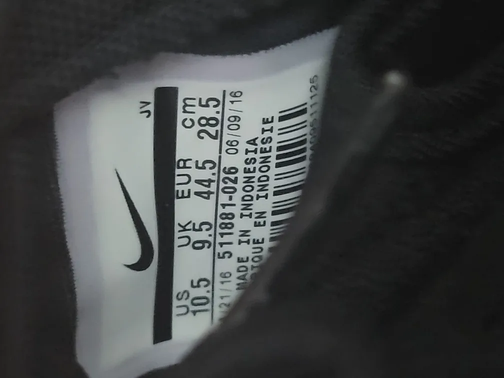 Nike Roshe Run Batman Sneakers image indicator(6)